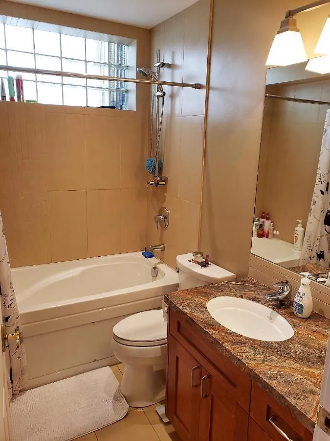 Holiday home Bright Garden Suite By Forest & Beach & Ubc Vancouver